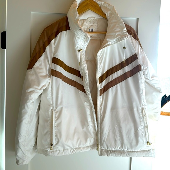 GAP Snow Jacket #ApresSkiFashion - Picture 2 of 13